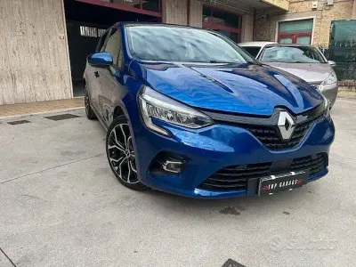 Usata Renault Clio IV Intens 86 CV (63 kW) 2019 Blu Berlina
