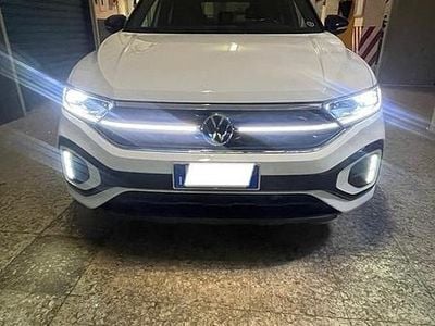 Usata VW T-Roc R-line 116 CV (85 kW) 2024 Bianco SUV