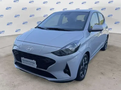 Usata Hyundai i10 67 CV (49 kW) 2023 Grigio Utilitaria