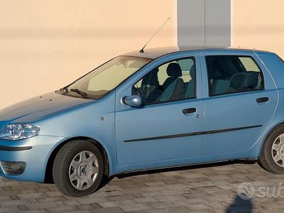 Usata Fiat Punto 69 CV (50 kW) 2003 Utilitaria
