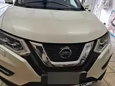 Usata Nissan X-Trail N-Connecta 150 CV (110 kW) 2019 Bianco SUV