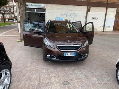 Usata Peugeot 2008 Active 92 CV (67 kW) 2014 Marrone SUV