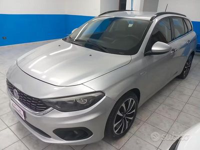 Occasion Fiat Tipo 120 ch (88 kW) 2017 Gris Break