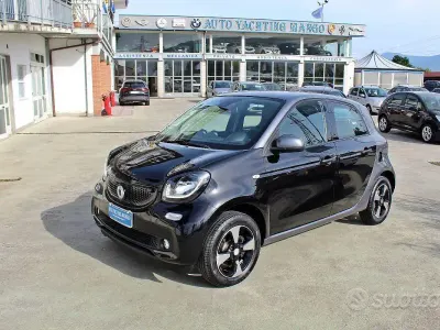 Usata Smart ForFour Passion 71 CV (52 kW) 2018 Nero Utilitaria