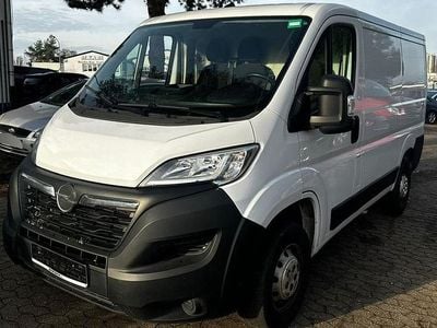 Usata Opel Movano 140 CV (102 kW) 2023 Station wagon