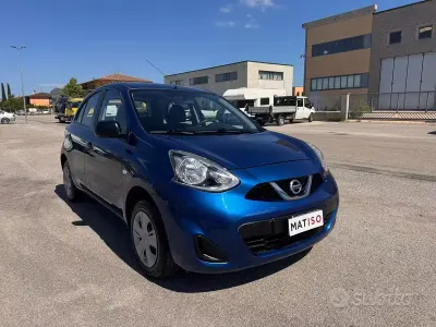 Usata Nissan Micra Tekna 80 CV (58 kW) 2016 Bluazzurro Utilitaria