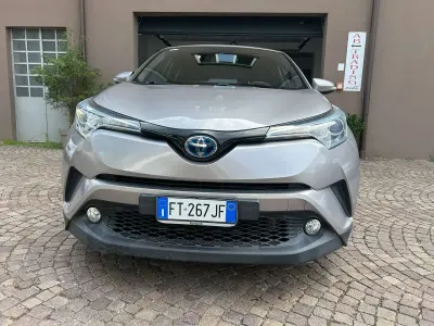 Usata Toyota C-HR