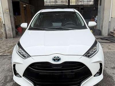 Usata Toyota Yaris Trend 116 CV (85 kW) 2022 Monovolume