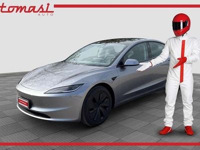 Usata Tesla Model 3 Long Range AWD 366 kW (498 CV) 2024 Stealth grey Berlina