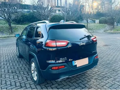 Usata Jeep Cherokee 200 CV (147 kW) 2015 SUV