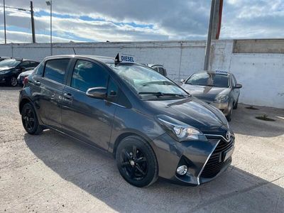 usata Toyota Yaris 1.4D (Diesel)"RETROCAMERA/BLUETOOTH"