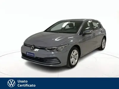 Occasion VW Golf VIII Life 116 ch (85 kW) 2023 Gris Berline