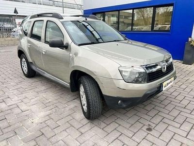 Usata Dacia Duster Lauréate 110 CV (80 kW) 2011 Oro SUV