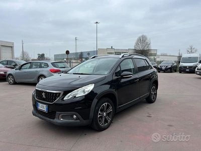 Usata Peugeot 2008 Allure 100 CV (73 kW) 2016 Nero SUV
