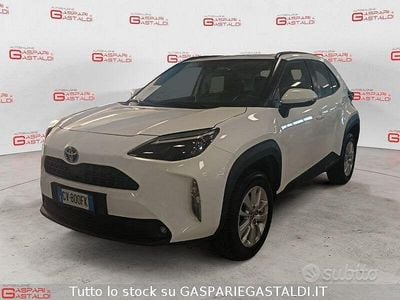 Usata Toyota Yaris Cross Active 116 CV (85 kW) 2024 Bianco SUV