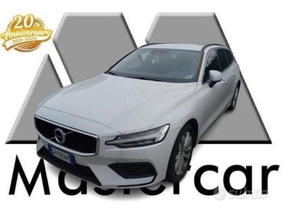 Käytetty Volvo V60 Business Edition 197 HP (144 kW) 2021 Musta Farmari