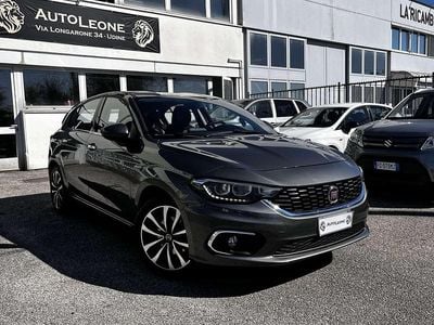 Usata Fiat Tipo Lounge 95 CV (69 kW) 2017 Grigio Berlina