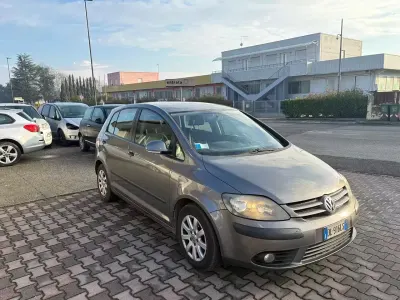 Usata VW Golf Plus 101 CV (74 kW) 2009 Grigio Monovolume
