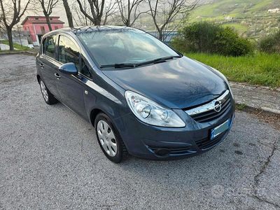 Usado Opel Corsa 80 HP (58 kW) 2009 Cinzento Citadino