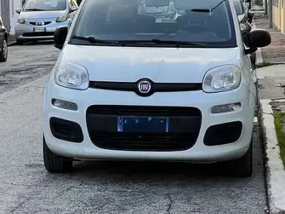 Usata Fiat Panda Lounge 69 CV (50 kW) 2012 Utilitaria