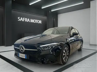 Usata Mercedes A180 Advanced 116 CV (85 kW) 2025 Nero Berlina