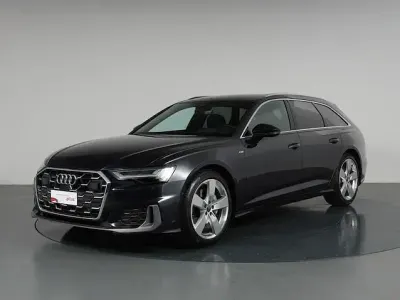 Usata Audi A6 Business 286 CV (210 kW) 2024 Blu firmamento metallizzato Station wagon