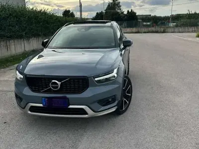 Usata Volvo XC40 R-Design 190 CV (139 kW) 2019 SUV