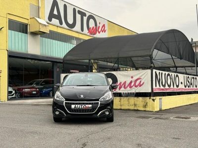 usata Peugeot 208 PureTech 82 5 porte Signature