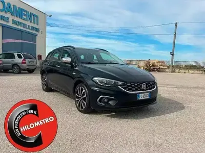 Usata Fiat Tipo Lounge 95 CV (69 kW) 2017 Nero Station wagon