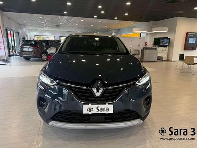 Usata Renault Captur Techno 143 CV (105 kW) 2023 Blu/azzurro SUV