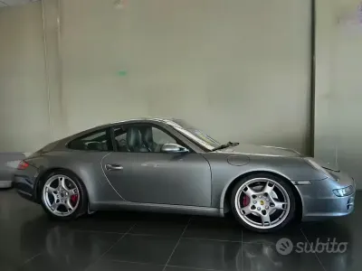 Usata Porsche 997 325 CV (239 kW) 2005 Grigio Coupé