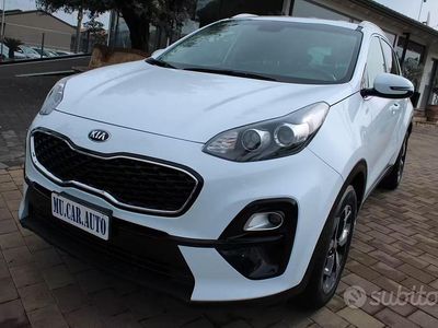 Usata Kia Sportage 115 CV (84 kW) 2019 Bianco SUV