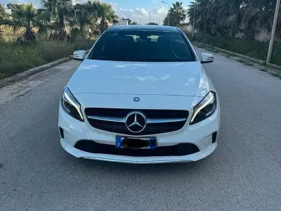 Usata Mercedes A180 109 CV (80 kW) 2016 Utilitaria