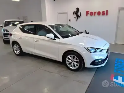 Usata Seat Leon Business 150 CV (110 kW) 2022 Bianco Berlina