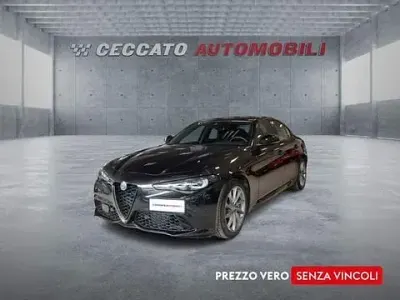 Usata Alfa Romeo Giulia Sprint Sprint 160 CV (117 kW) 2024 Nero Coupé