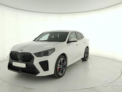 Begagnad BMW X2 M Sport 163 HK (119 kW) 2025 Vit SUV