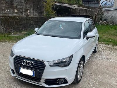 Usata Audi A1 Sportback Attraction 90 CV (66 kW) 2013 Bianco Utilitaria
