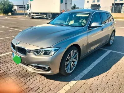 Usata BMW 320 Luxury Line 190 CV (139 kW) 2017 Grigio Station wagon