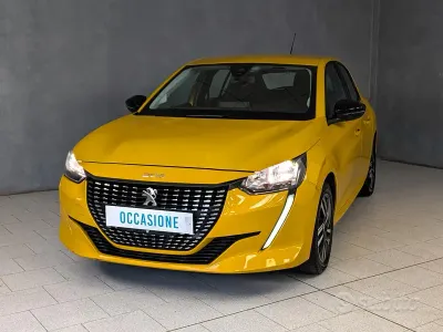 Begagnad Peugeot 208 Active 75 HK (55 kW) 2023 Gul Halvkombi