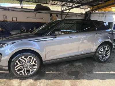 Usata Land Rover Range Rover evoque R-Dynamic 163 CV (119 kW) 2021 Argento SUV