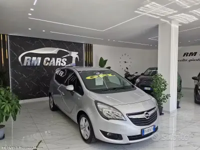 Usata Opel Meriva Cosmo 120 CV (88 kW) 2017 Grigio Monovolume