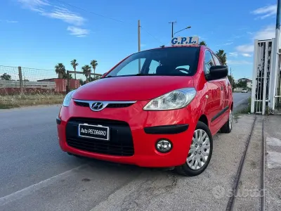 Usata Hyundai i10 Active 64 CV (47 kW) 2009 Rosso Utilitaria