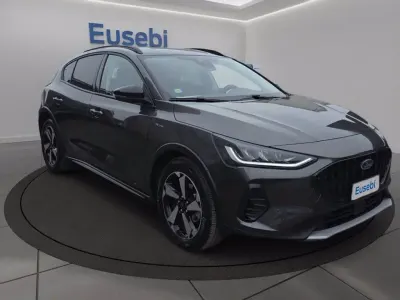 Usata Ford Focus Active 125 CV (91 kW) 2023 Magnetic grey Berlina
