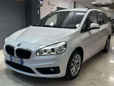 Begagnad BMW 216 Gran Tourer Advantage 116 HK (85 kW) 2018 Vit Minibuss