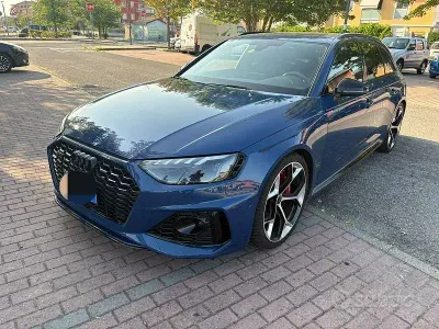 Usata Audi RS4 Ambiente 450 CV (330 kW) 2024 Bluazzurro Station wagon