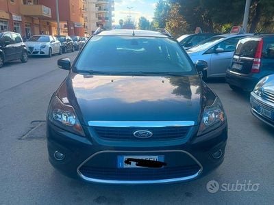 Usata Ford Focus 90 CV (66 kW) 2009 Grigio Station wagon