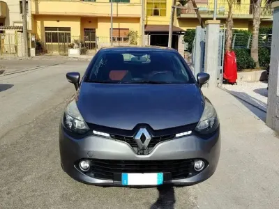 Usata Renault Clio IV 75 CV (55 kW) 2015 Grigio Berlina