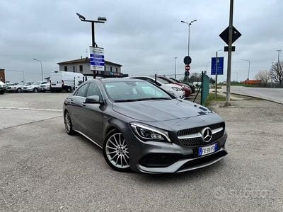 Usata Mercedes CLA220 Premium 170 CV (125 kW) 2019 Grigio Berlina