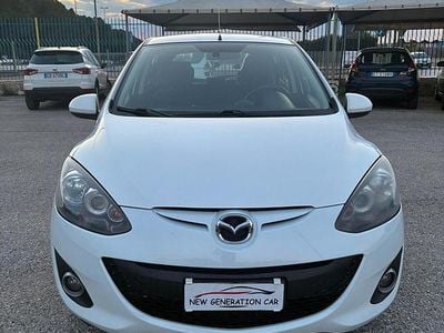 Usata Mazda 2 Inclusive 86 CV (63 kW) 2011 Bianco Utilitaria