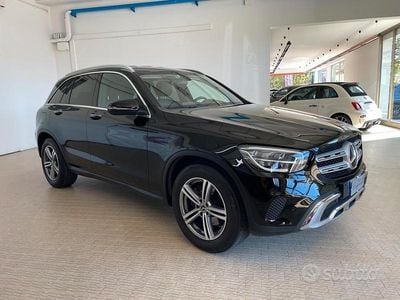 Usata Mercedes GLC200 Executive 163 CV (119 kW) 2021 Nero SUV
